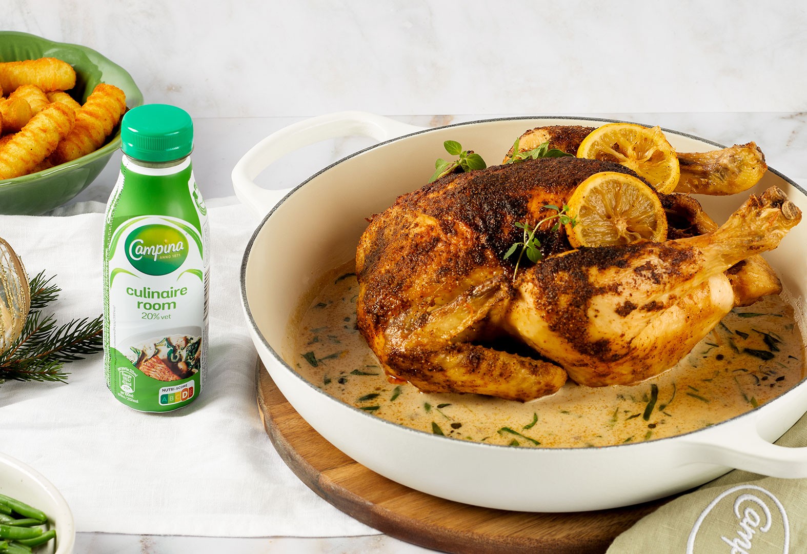 Poulet rôti avec sauce à la crème au citron et aux herbes